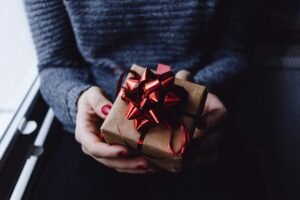 employee gift ideas for christmas